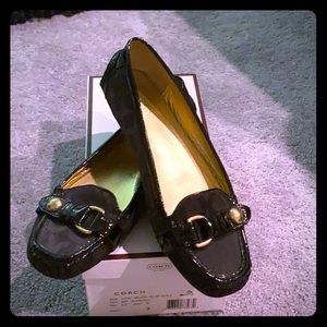 Coach black loafer. Rarely worn 🖤